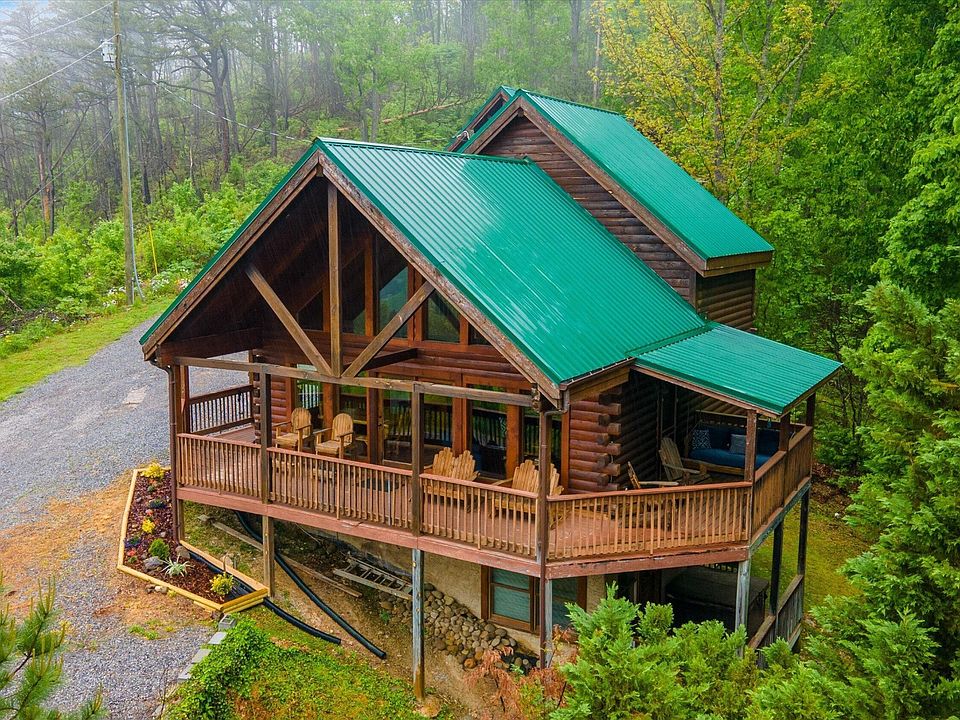 2620 Whipoorwill Hill Way, Sevierville, TN 37862 | Zillow