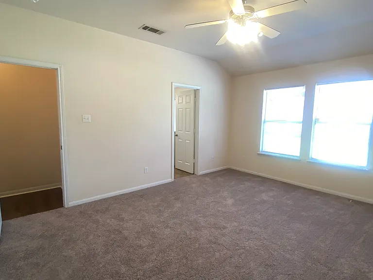 6004 Cobalt Ln — Photo 17