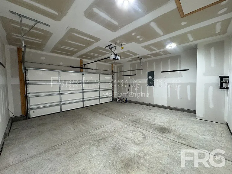 303 Kenison Way — Photo 60