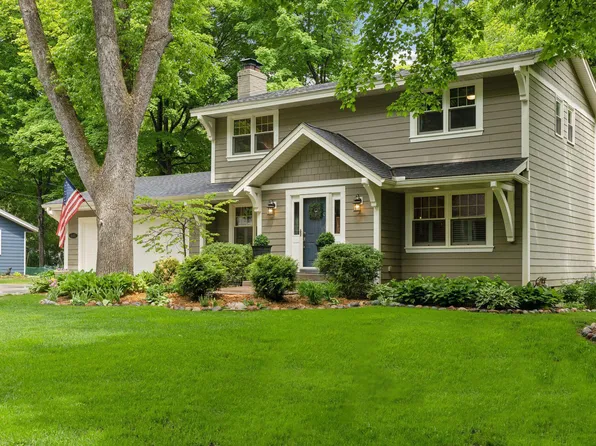 4685 Lakeway Ter, Shorewood, MN 55331