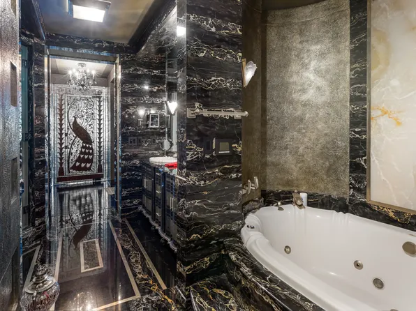 117 East 57th Street image 20 of 44