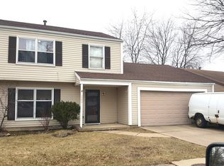 2390 Goldenrod Ct, Aurora, IL 60506