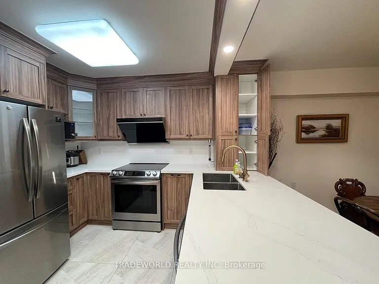 35 Finch Ave E #2209 — Photo 9