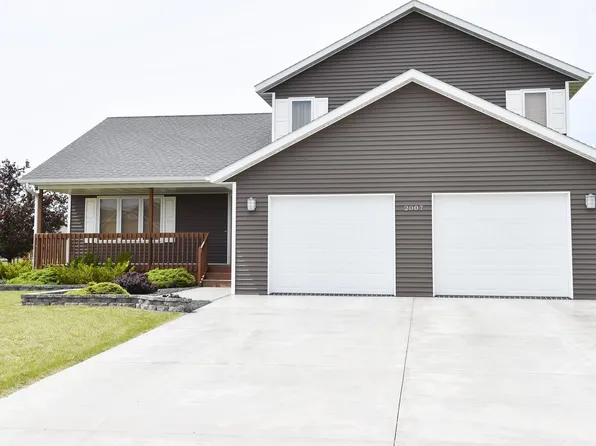 2007 Northrop Ave, Thief River Falls, MN 56701