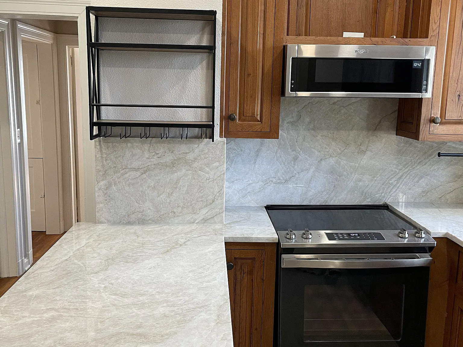 3 bed, 1500 sqft, $2,075 — Photo 3