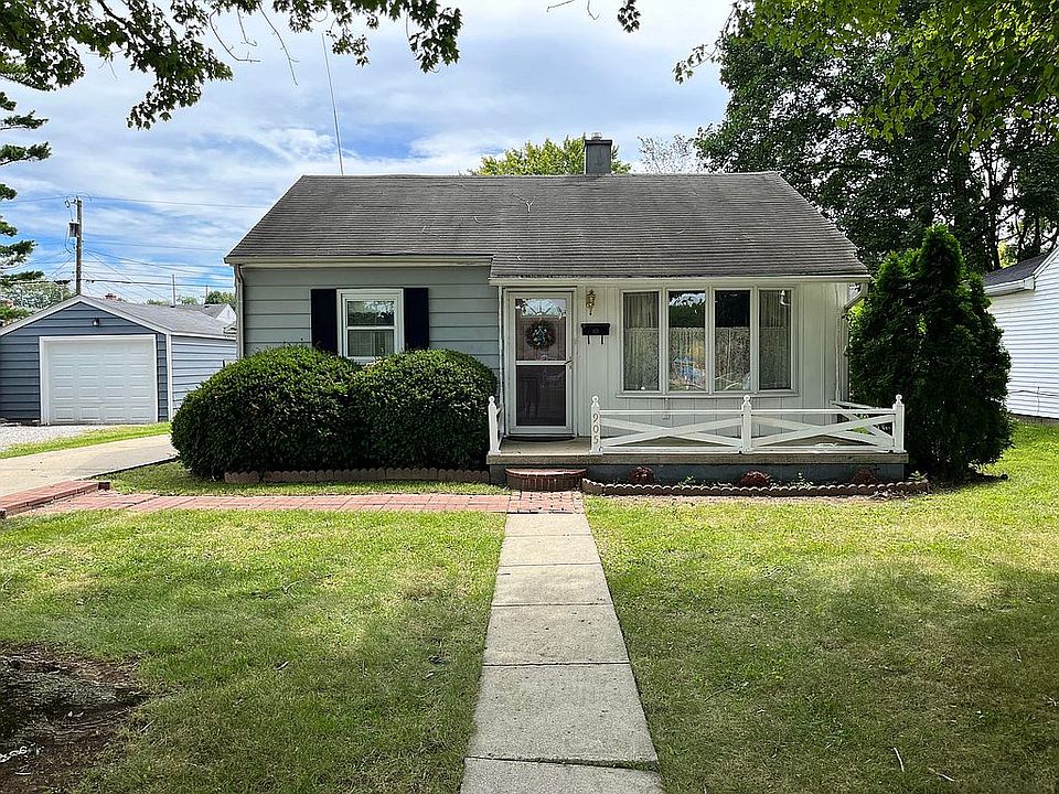 1st image of 905 Fairview Ave