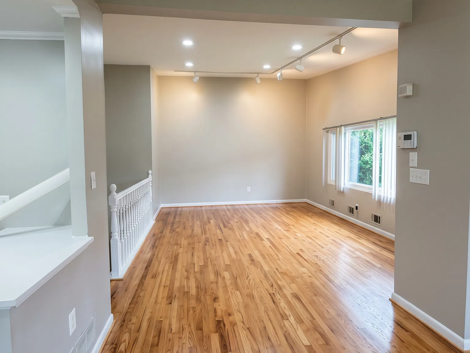 4540 Old Court — Photo 1