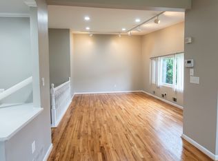 4540 Old Court Rd, Pikesville, MD 21208