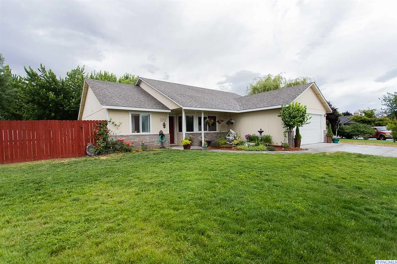 4982 Thrush Ln photo 1