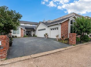 5717 Shoreline Dr, Shreveport, LA 71119