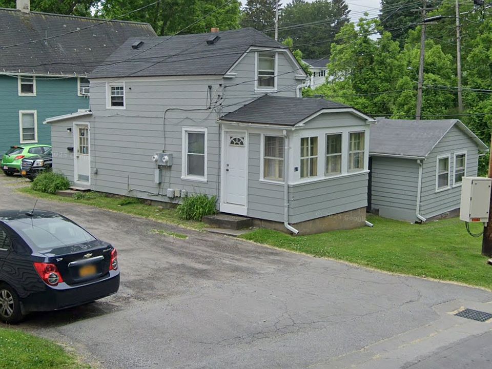 2nd image of 597-599 Rock Beach Rd