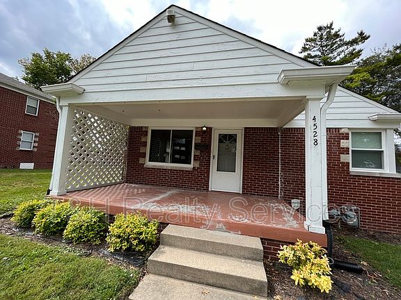 2nd image of 4528 Indianola Ave