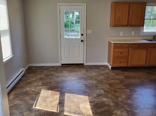 132 Railroad Ln, Smithsburg, MD 21783