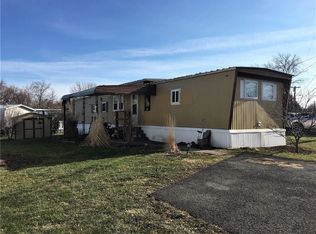 32 Alice Ln, Brockport, NY 14420