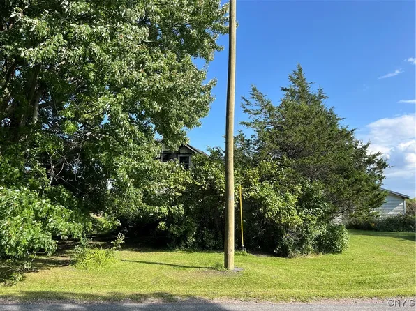 31494 Burnt Rock Rd, Cape Vincent, NY 13618