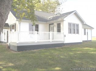 2943 N 1800 East Rd, Mount Auburn, IL 62547