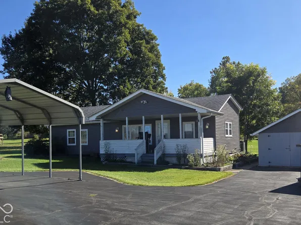 565 W Greencastle Rd, Mooresville, IN 46158