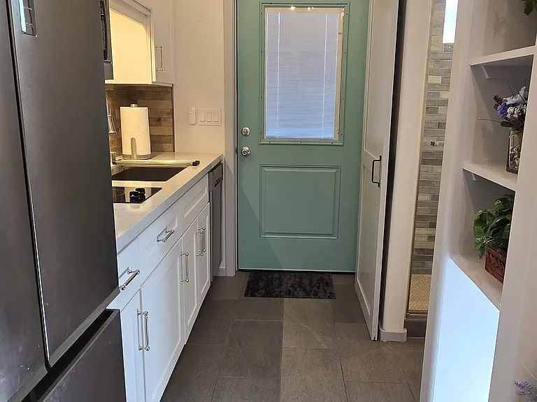 4175 Stowe Way — Photo 10