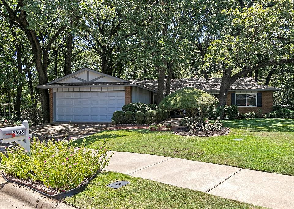 1st image of 2608 Olympia Ct