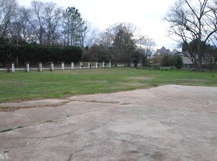 318 Bridge St, Senoia, GA 30276