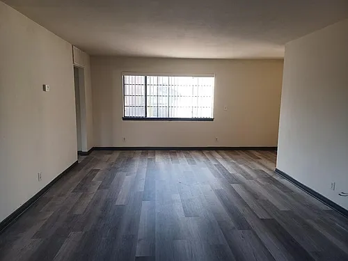 27516 Violin Canyon Rd #8 Photo 1