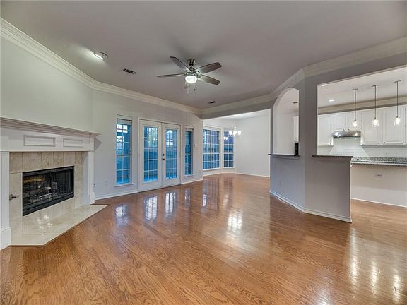 5th image of 5808 Willow Wood Ln