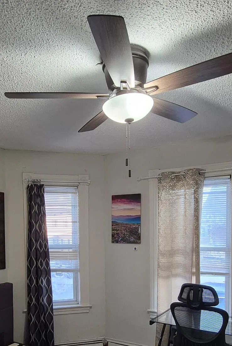 4 bed, 1800 sqft, $1,040 — Photo 3
