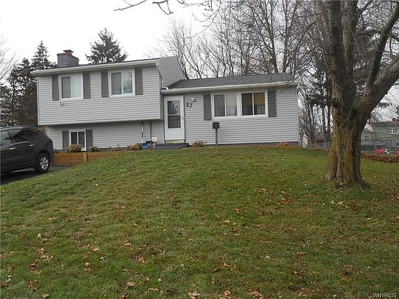 4th image of 27 Settlers Ln