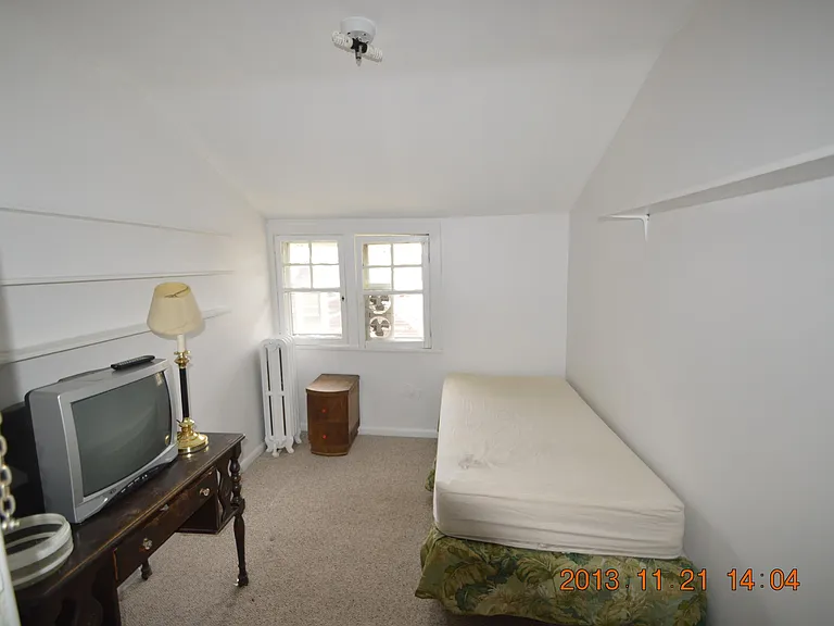 27 Reservoir Ave — Photo 5