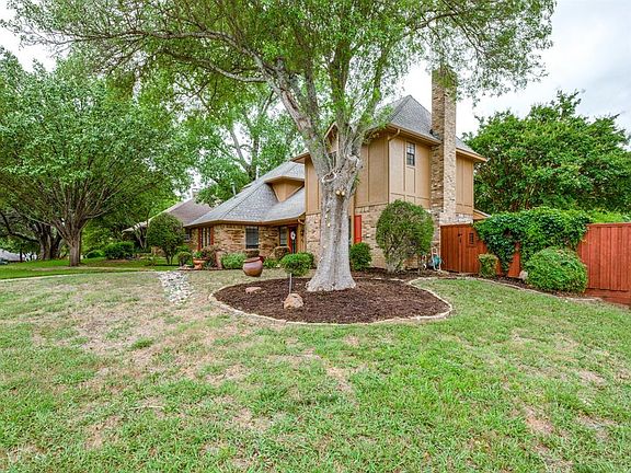 3rd image of 4337 Country Club Dr