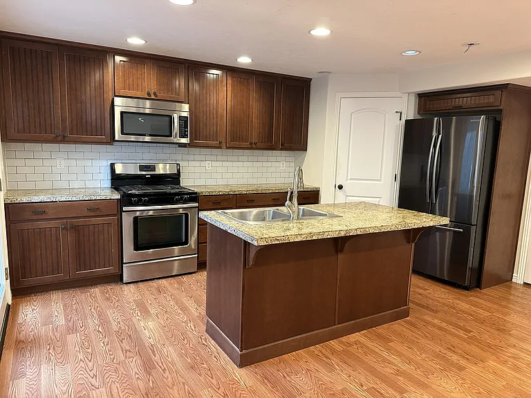 13627 S Crimson Patch Way — Photo 1