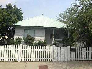 1st image of 117 N Buchanan Ave