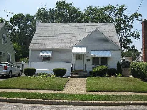 85 Fraser Ave photo 1