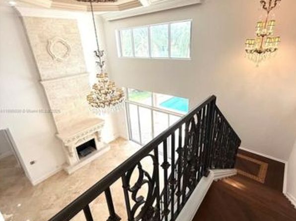 2547 Montclaire Cir #2547