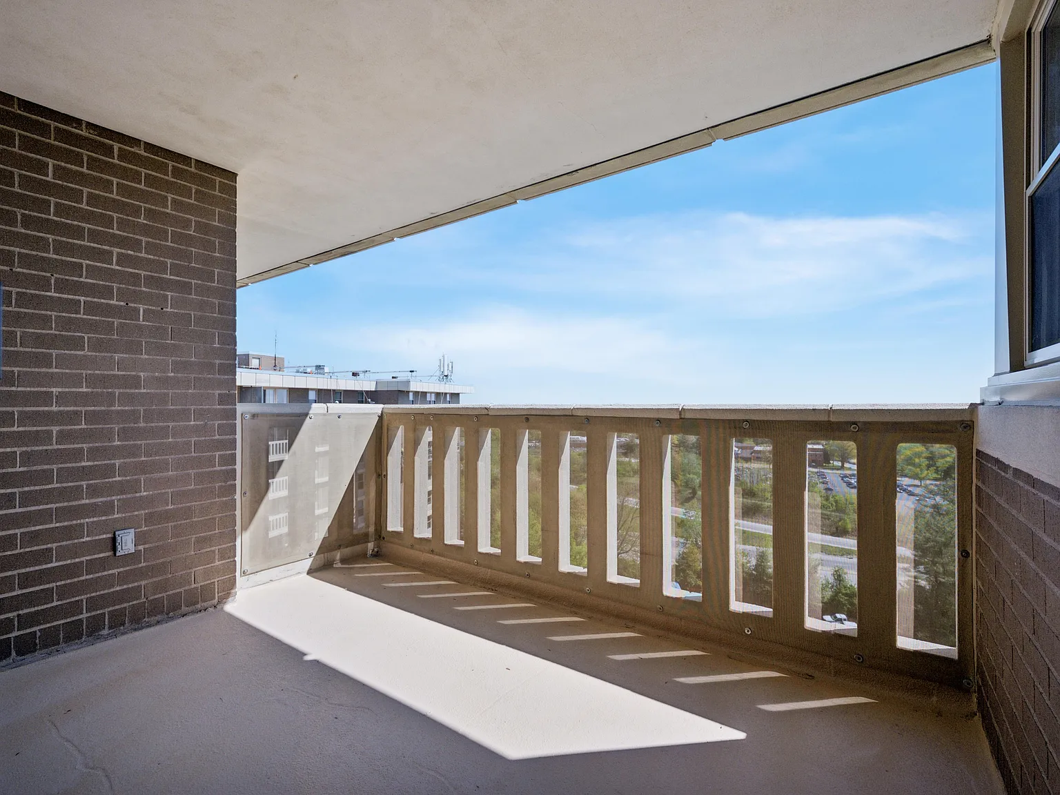 Towers at Wyncote — Photo 4