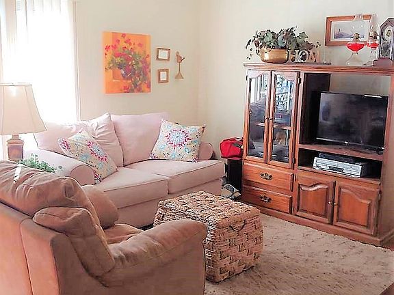 2nd image of 2130 Sunset Dr Spc 125