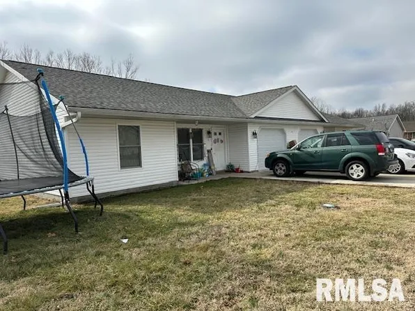 211 Wild Rose Ln, Marion, IL 62959