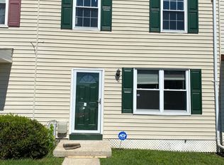 12 Ebbing Ct, Essex, MD 21221