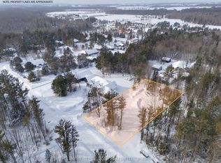 35 Marni Ln, Springwater, ON L0L2K0