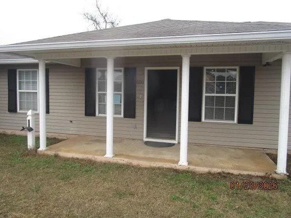 357 S 1st St, Colquitt, GA 39837