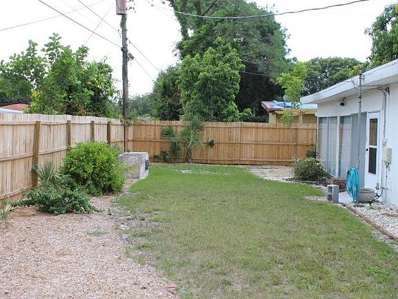 4th image of 2740 Lench Pl