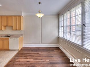 1006 Hinman Ave APT 3, Evanston, IL 60202