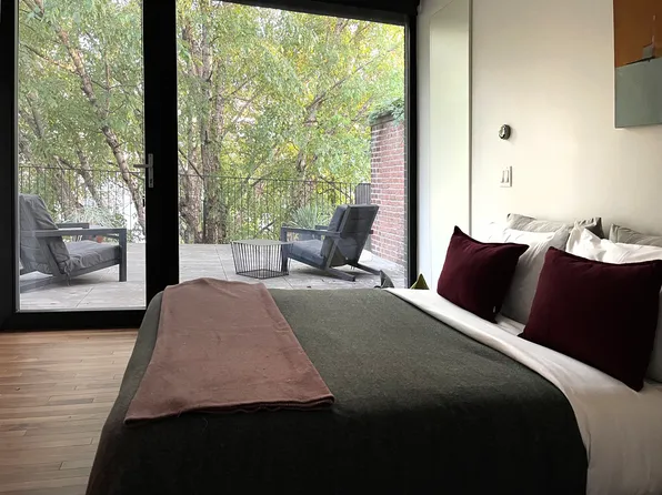 533 Leonard Street image 12 of 25