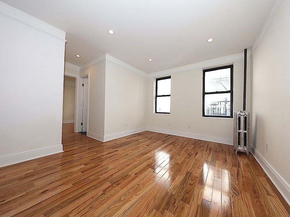 1st image of 32-20 34th Ave Unit 5B
