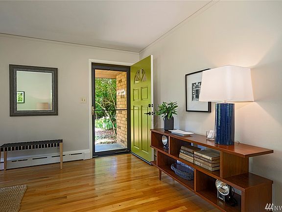 3rd image of 12026 22nd Ave NE