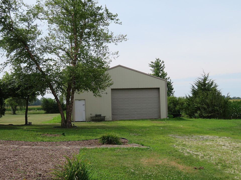 2nd image of 3905 W Minooka Rd