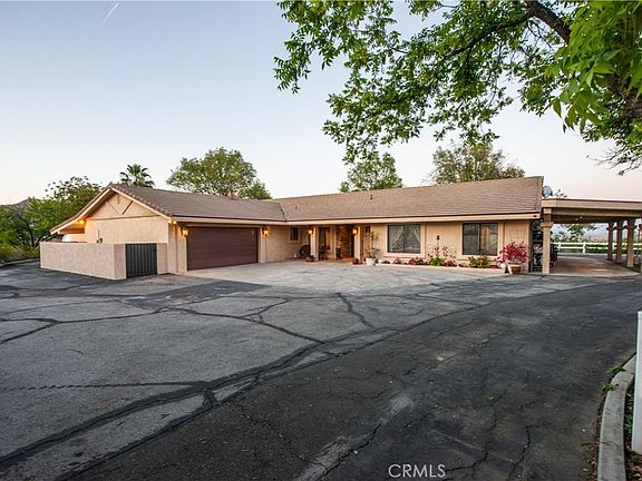 3rd image of 30602 Hasley Canyon Rd