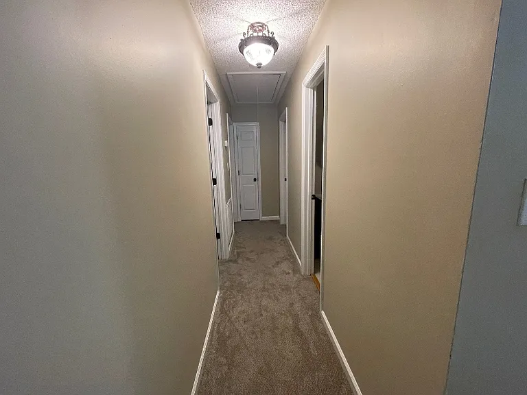 103 Rocky Dr — Photo 11