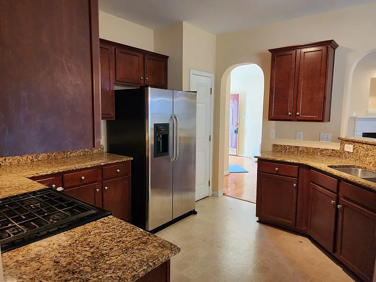 2602 Water Race Ct — Photo 5