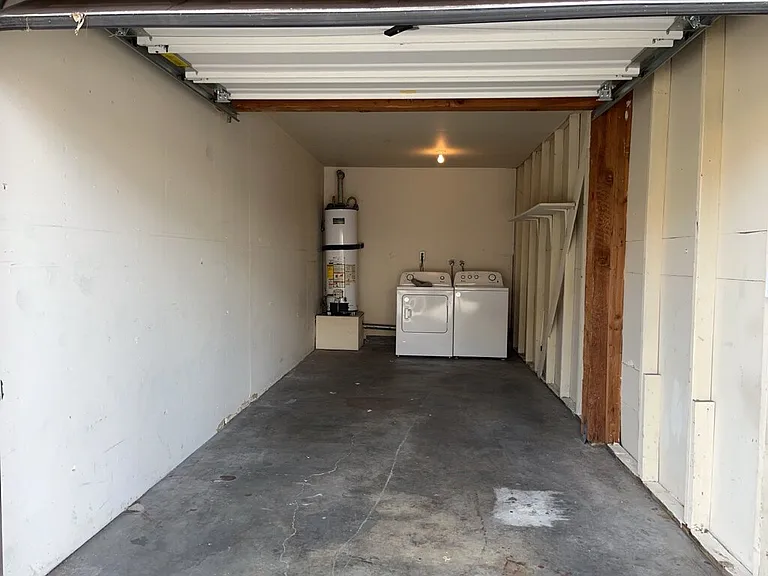 2938 Karen Ave #3 — Photo 7